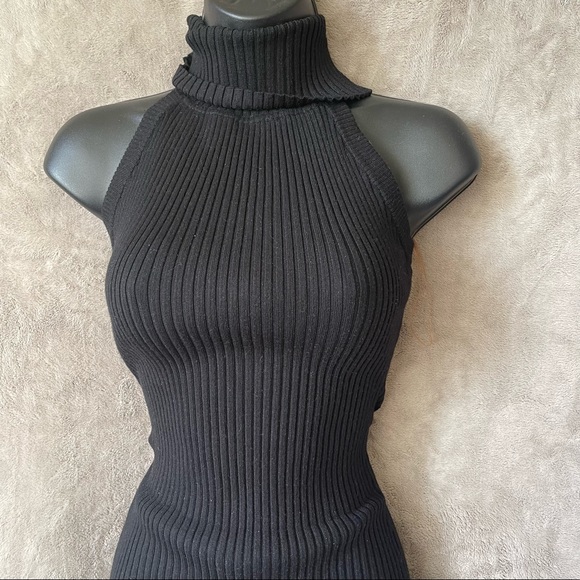 Windsor Black Open Back Sleeveless Turtleneck Sweater - Picture 3 of 13
